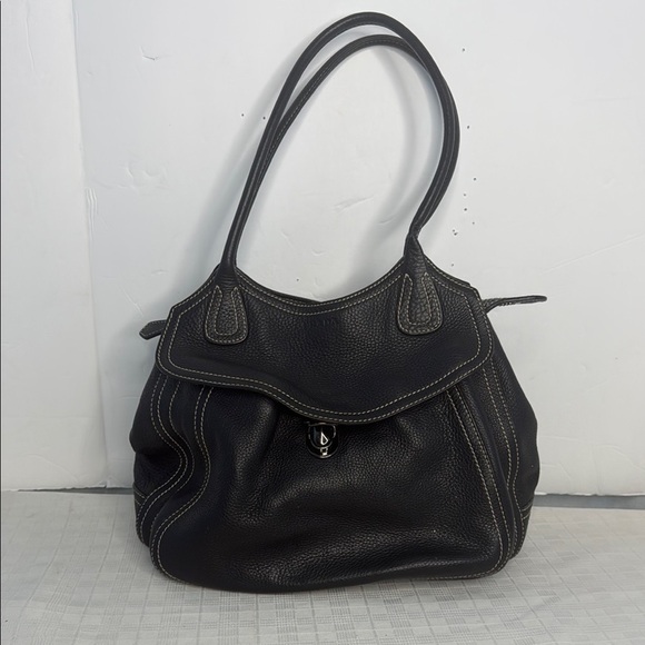 Prada Vitello Daino Shoulder Bag - Picture 3 of 17